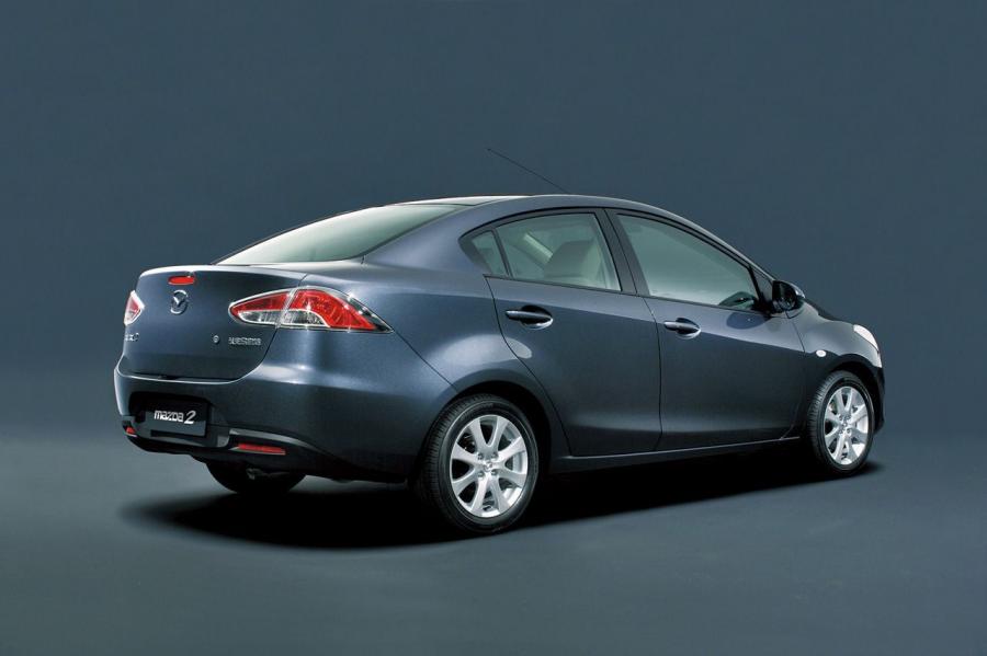  Mazda2 Sedan 2008 года  (фото 5 из 18)